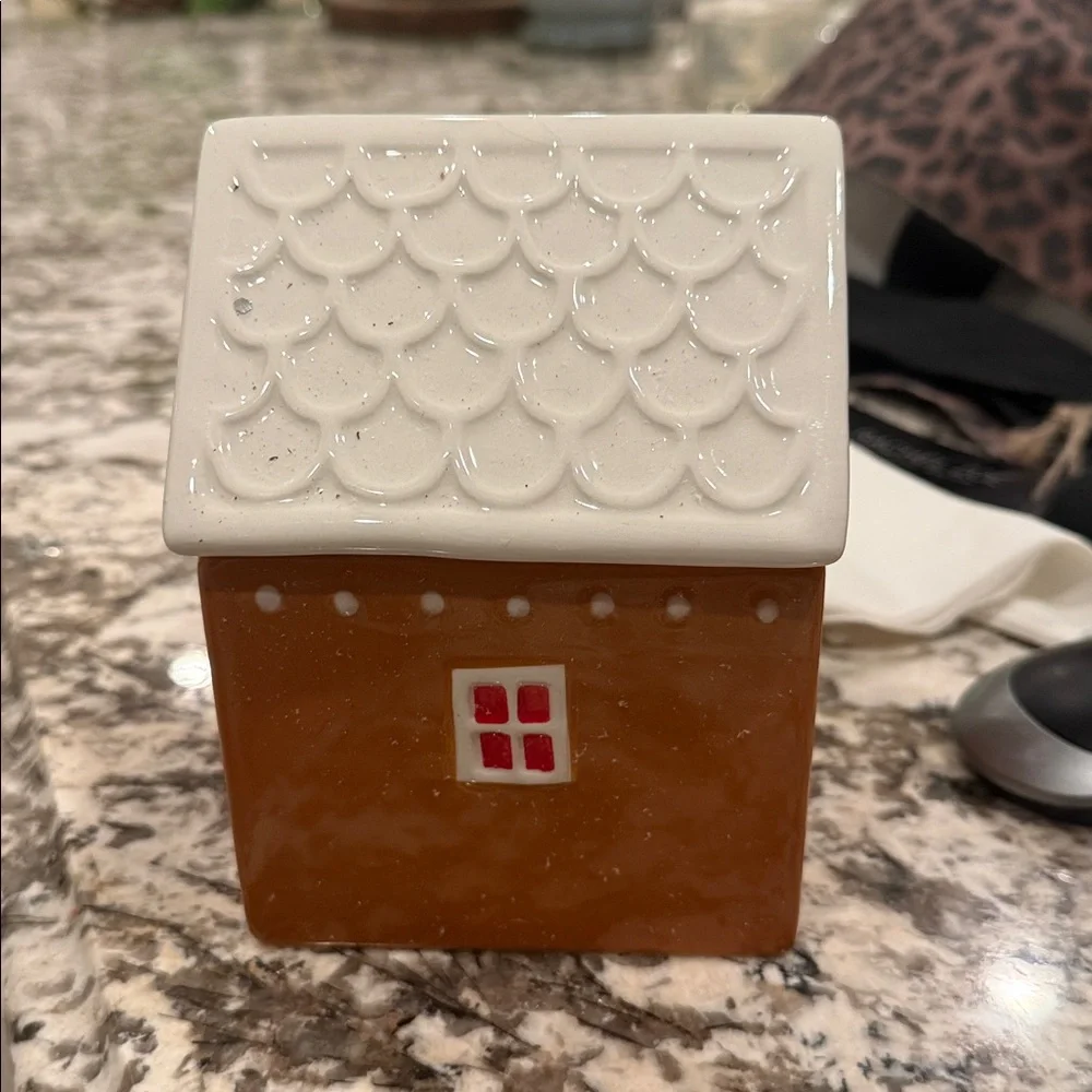 Target holiday Christmas Gingerbread House container gift box ceramic